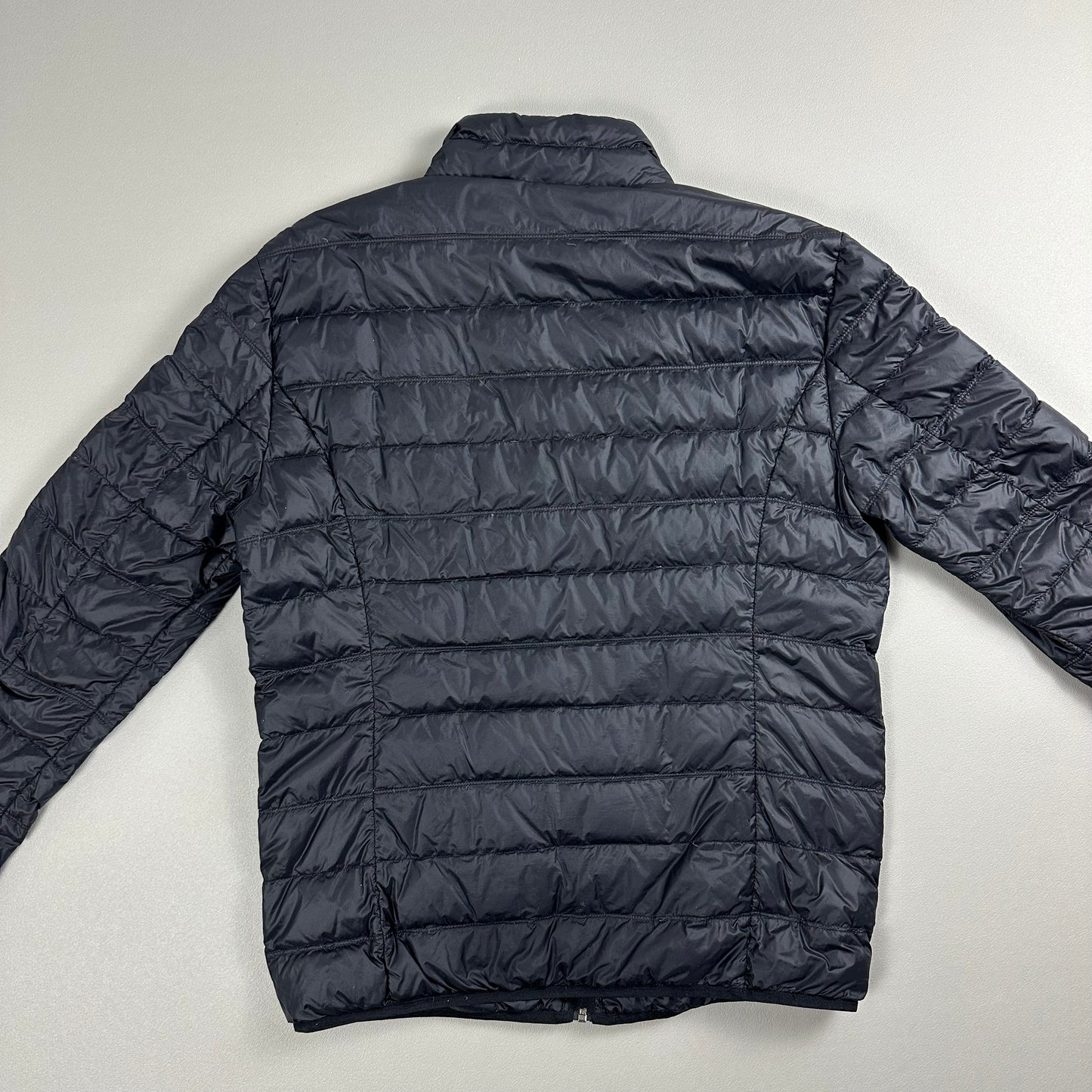 Armani Ea7 Daunenjacke (S-M)