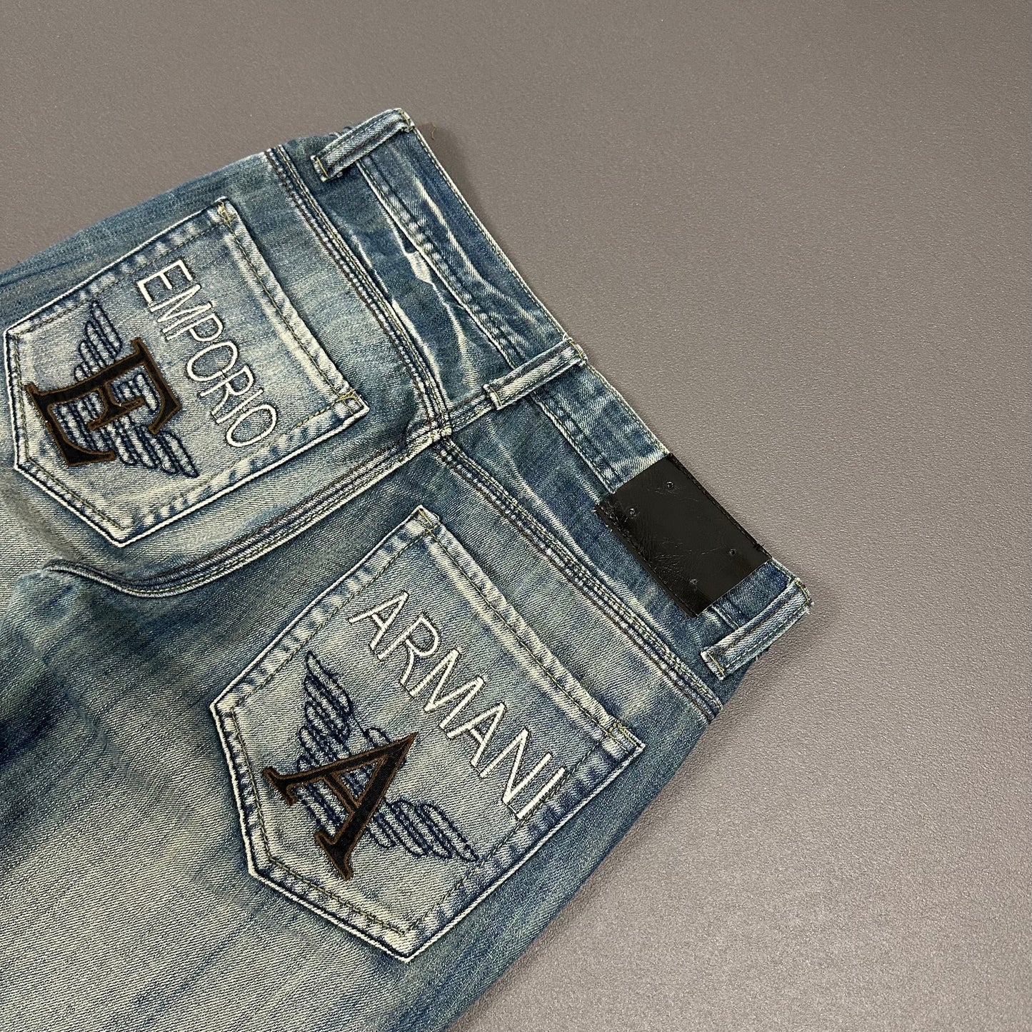 Armani Jeans (S-M)