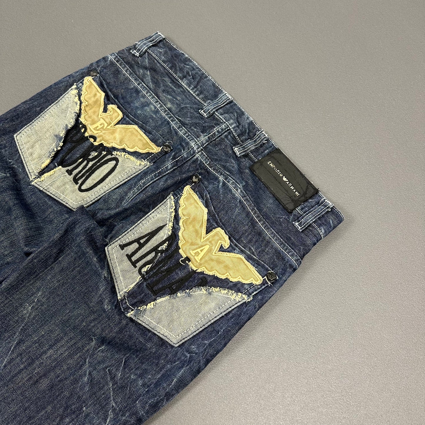 Armani Jeans (M)