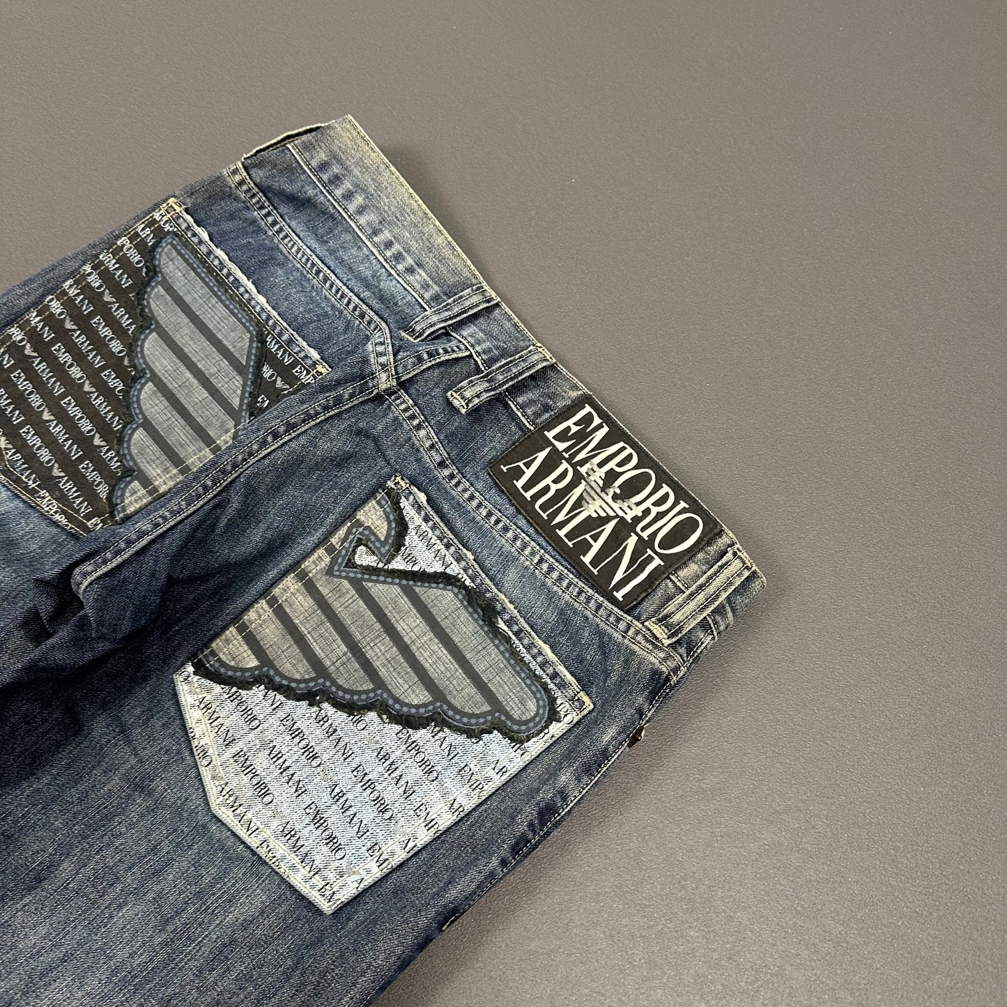 Armani Jeans (M)
