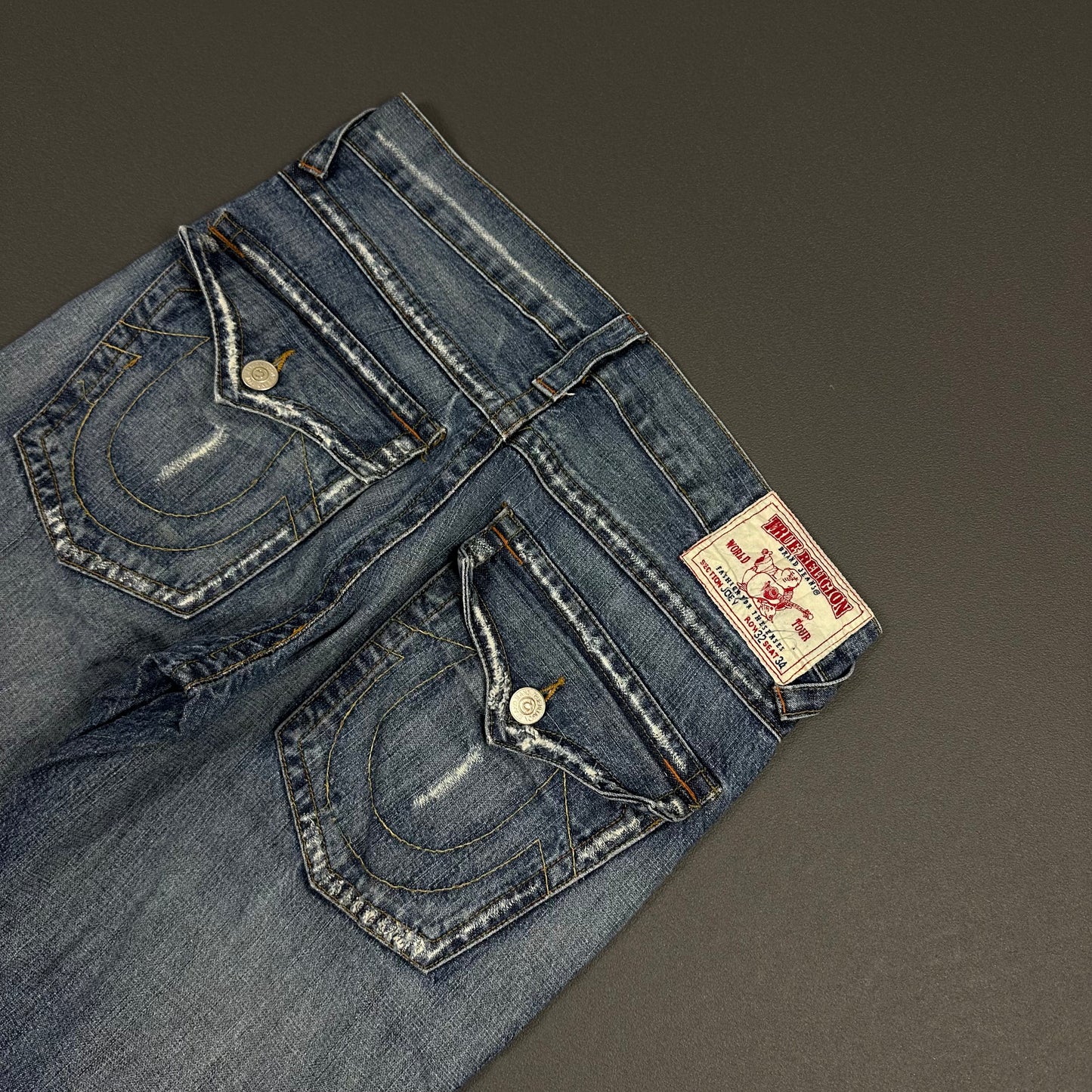 True Religion Jeans (M)