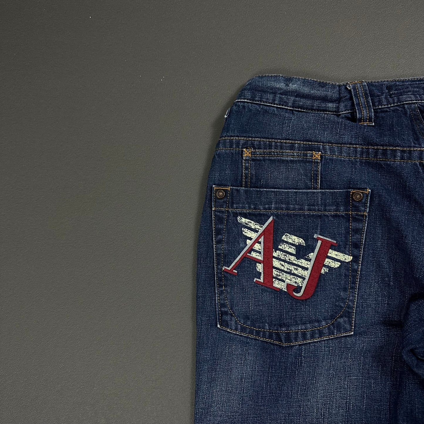 Armani Jeans (M)