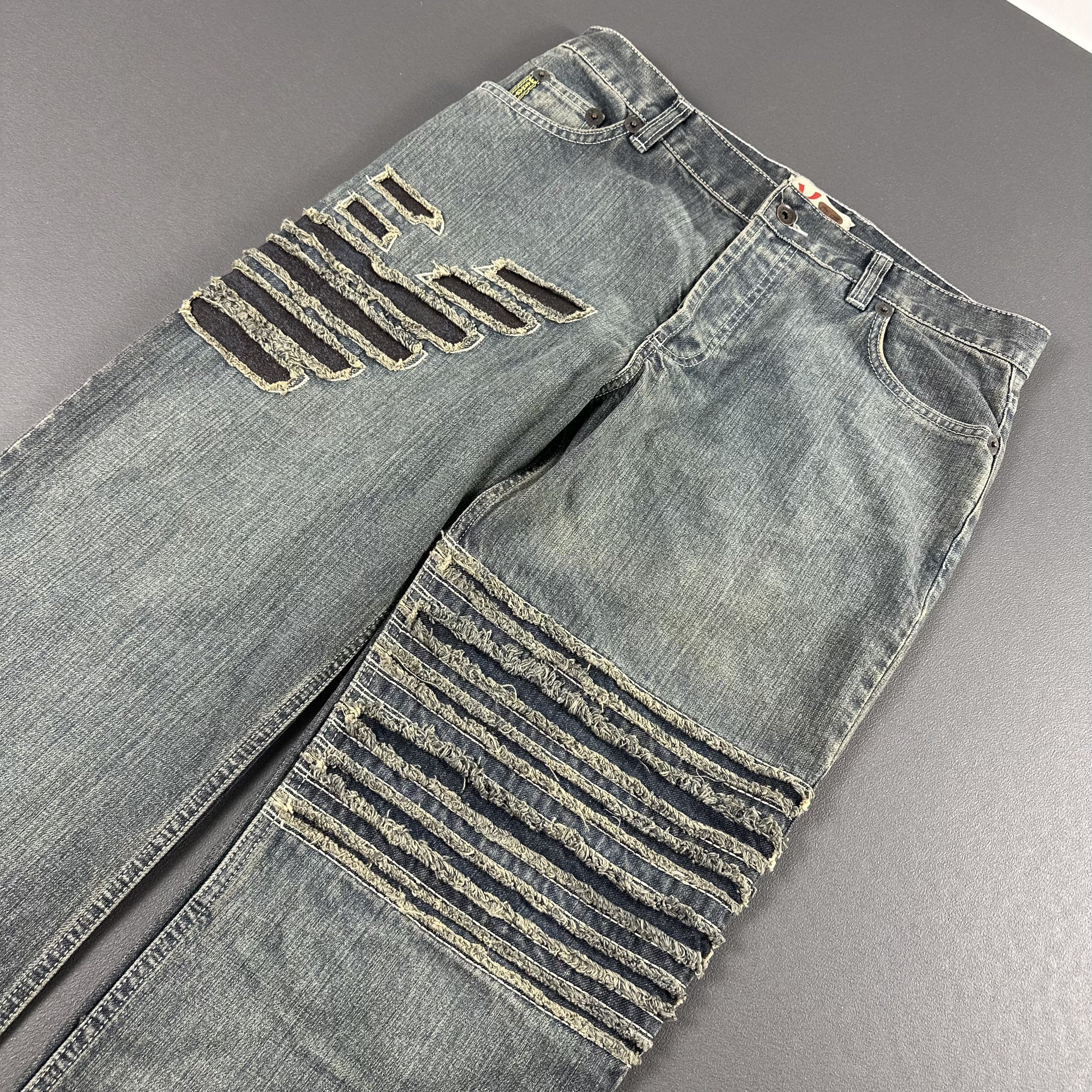 Armani Jeans (L)