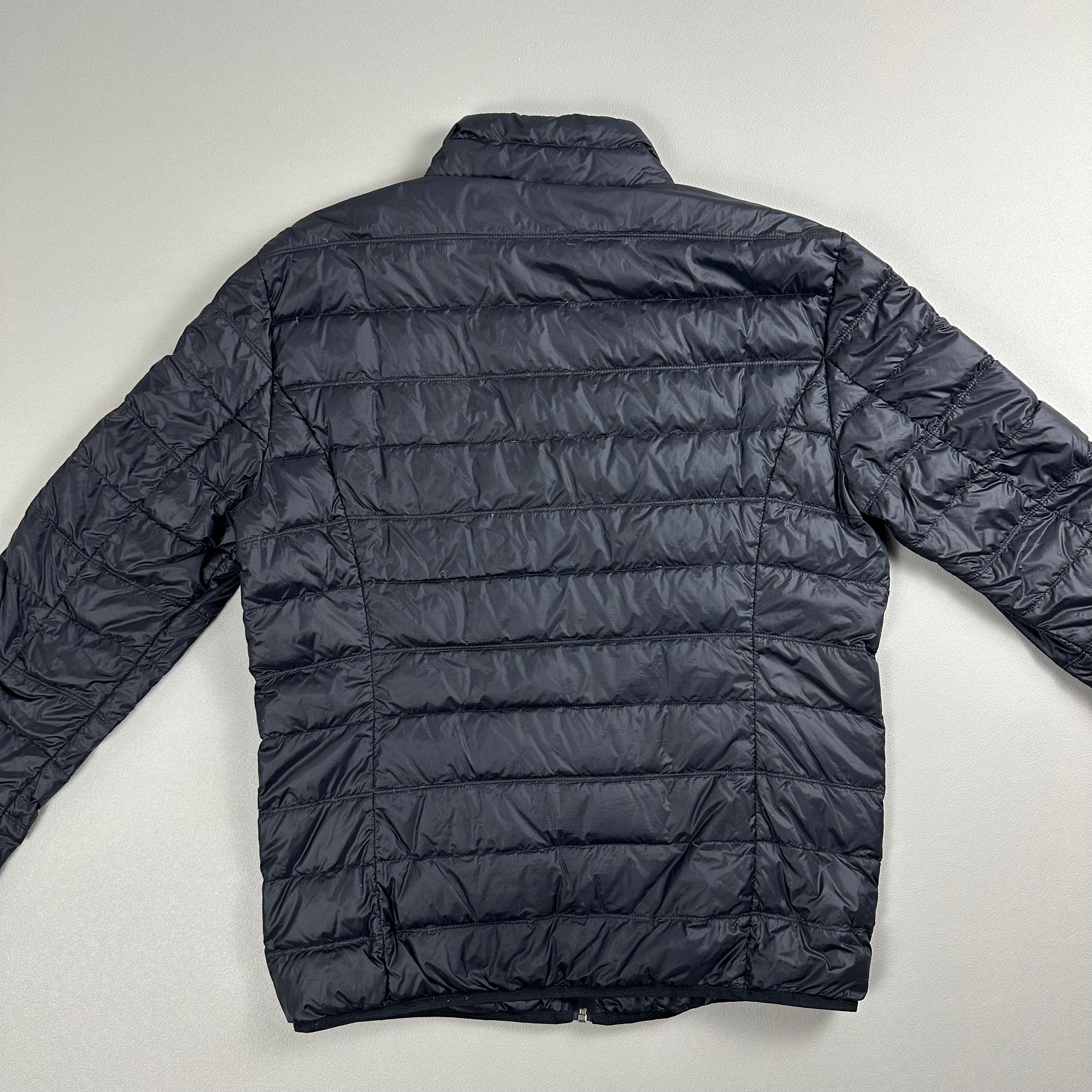 Armani Ea7 Daunenjacke (S-M)
