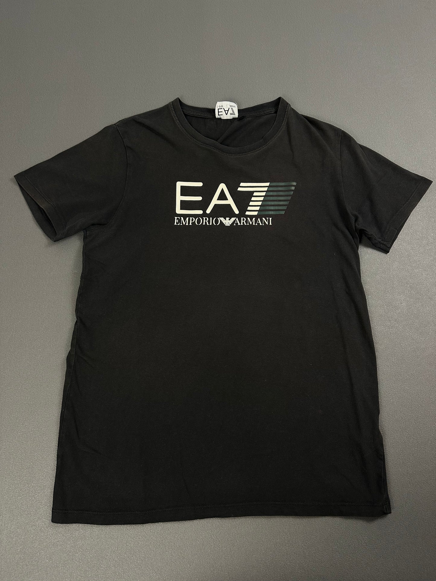 Ea7 Tshirt (L)