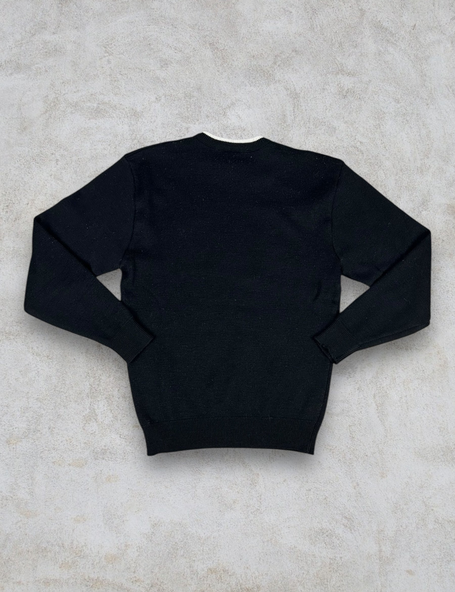 Lacostestrickschwarzweiss3.jpg